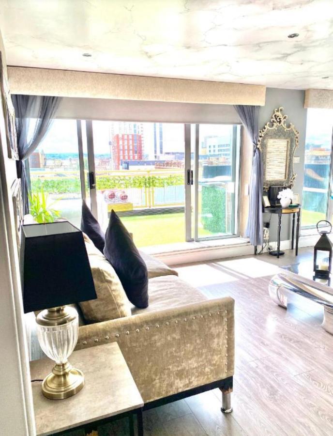 Glasgow Two Bedroom Penthouse Exterior foto